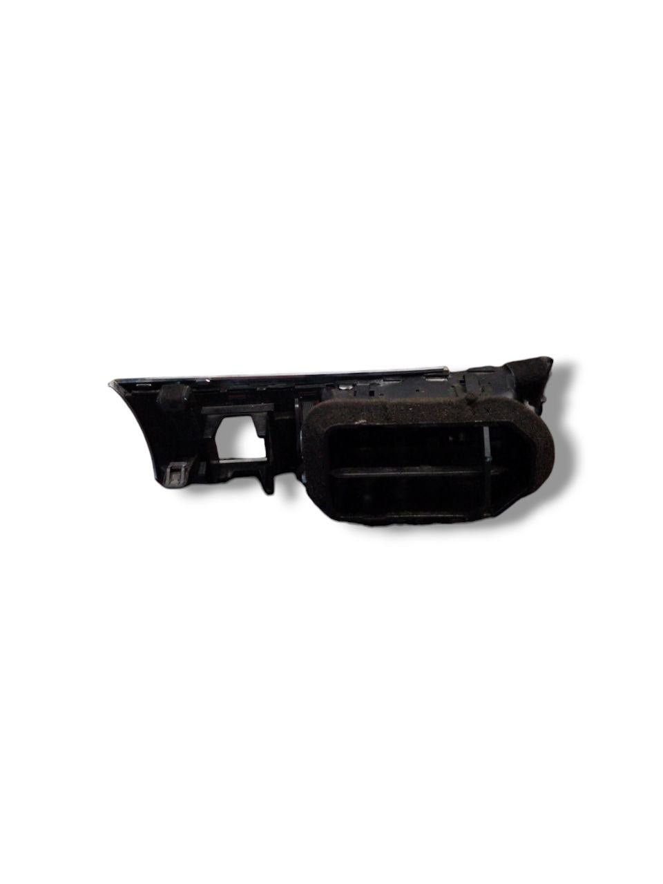 Bocchetta Aria Sinistra Audi A6 ( 2004 - 2012 ) cod.4F1820901D - F&P CRASH SRLS - Ricambi Usati