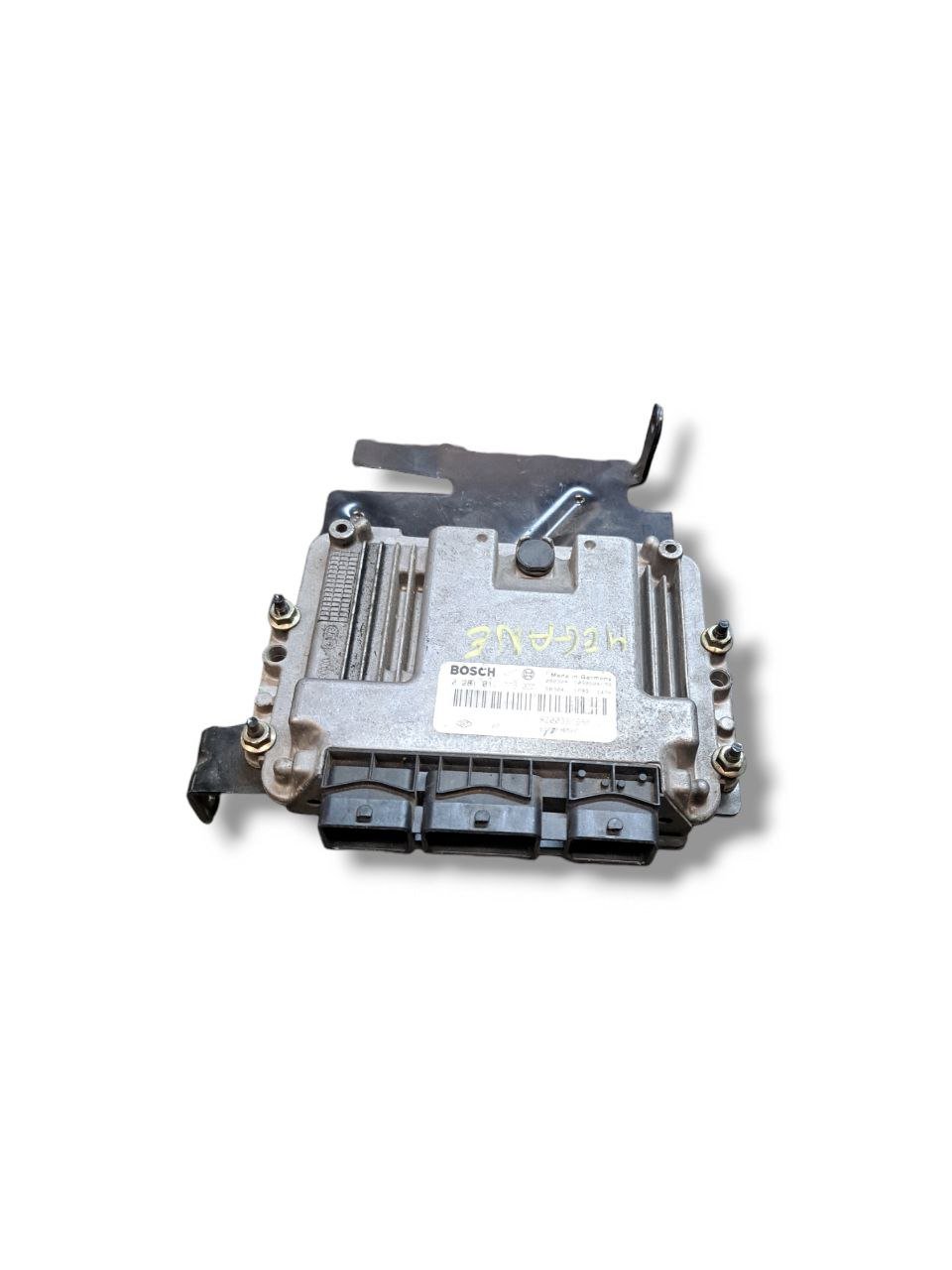 Centralina Ecu Motore Renault Megane / Scenic 1.9 DCI (2003-2008) COD:8200391966 - F&P CRASH SRLS - Ricambi Usati