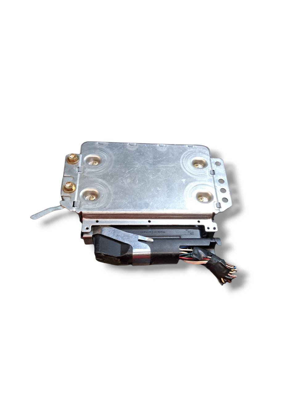 Centralina ecu motore Toyota Avensis 1.6 Benzina (2000-2003) COD:89661-05231 - F&P CRASH SRLS - Ricambi Usati