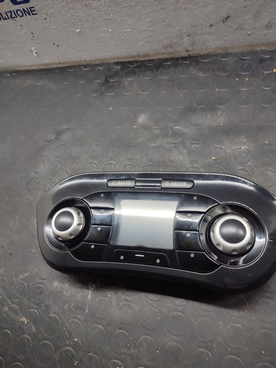 Comandi clima Nissan Juke ( 2011 - f15 ) cod 248451ka1b - F&P CRASH SRLS - Ricambi Usati