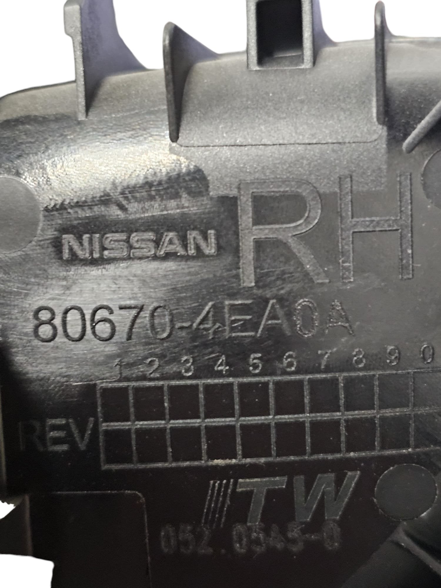 Maniglia Interna Posteriore Destra Nissan Qashqai J11 (2014 - 2021) Cod:80670 - 4EA0A - F&P CRASH SRLS - Ricambi Usati