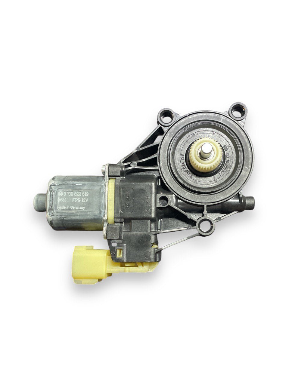 Motorino alzavetro posteriore destro Ford Fiesta VI cod:8A6114553 (2008 - 2017) - F&P CRASH SRLS - Ricambi Usati