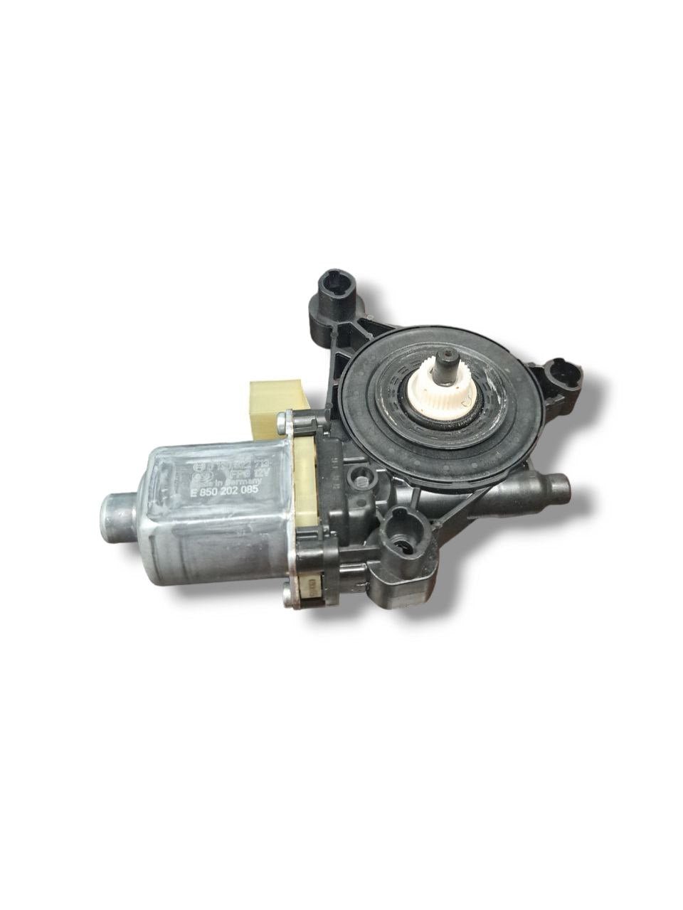 Motorino alzavetro posteriore sinistro (sx) Audi Q3 (2018>) COD:5Q0959801 - F&P CRASH SRLS - Ricambi Usati