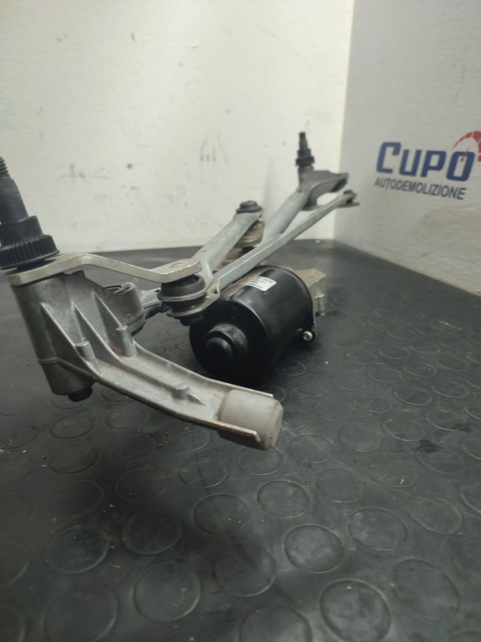 Motorino tergicristalli anteriore BMW SERIE 3 (E90) cod: 6978263-01 - F&P CRASH SRLS - Ricambi Usati