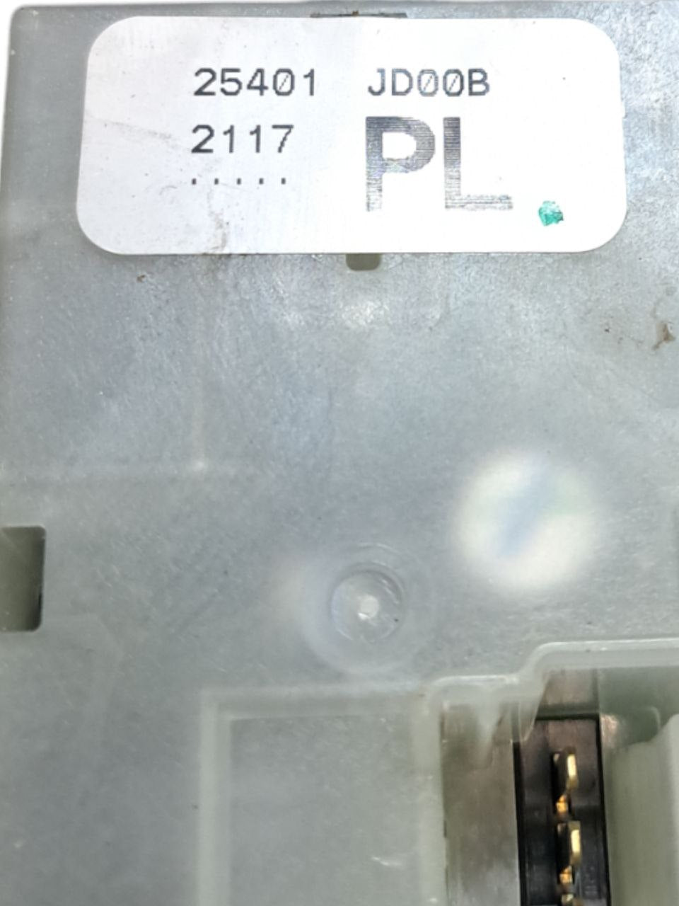 Links Front Lounge Button (SX) Nissan Qashqai J10 (2006 - 2014) COD: 25401JD00B