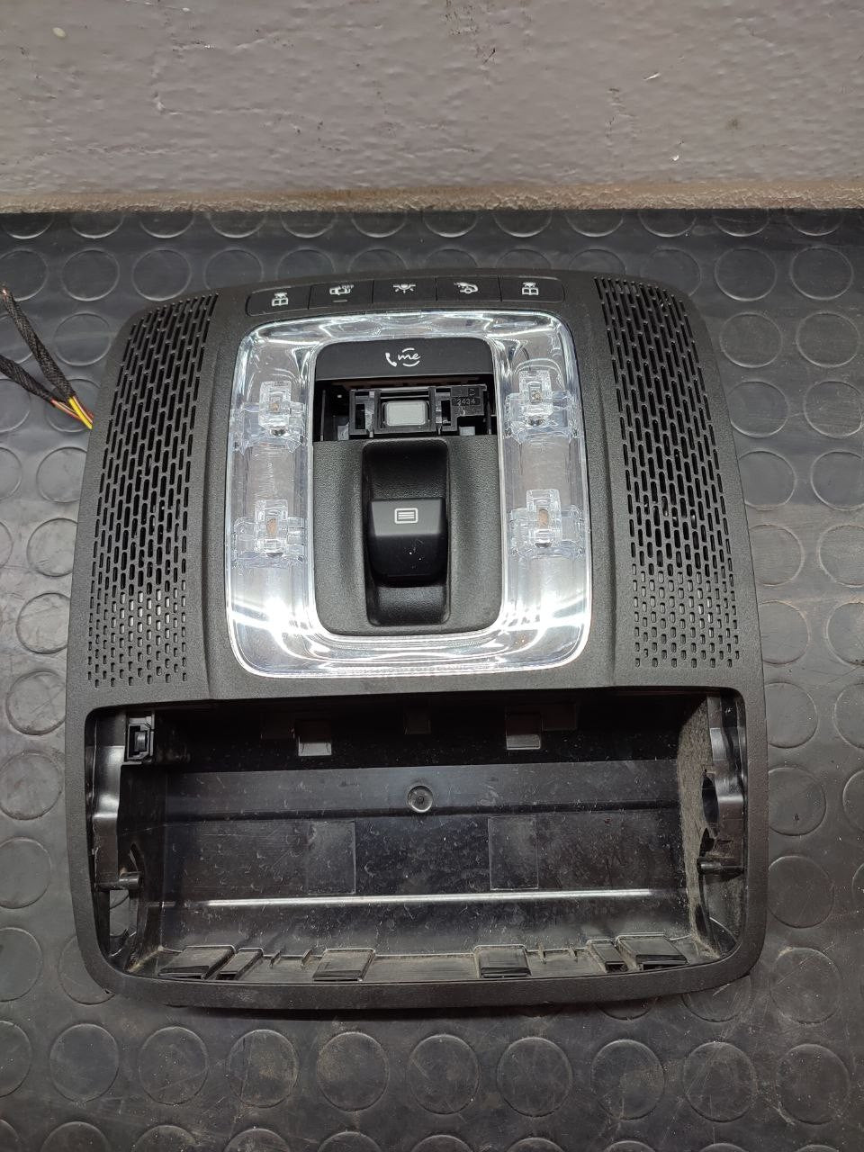 Plafoniera MERCEDES BENZ CLASSE - A 2.0 2020 cod: A0009002519 - F&P CRASH SRLS - Ricambi Usati