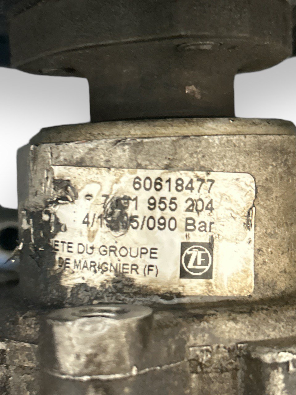 Pompa Direzione / Servosterzo / Idroguida Alfa Romeo 147 1.9 JTD (2000 al 2010) cod.60618477 - 46534757 - F&P CRASH SRLS - Ricambi Usati