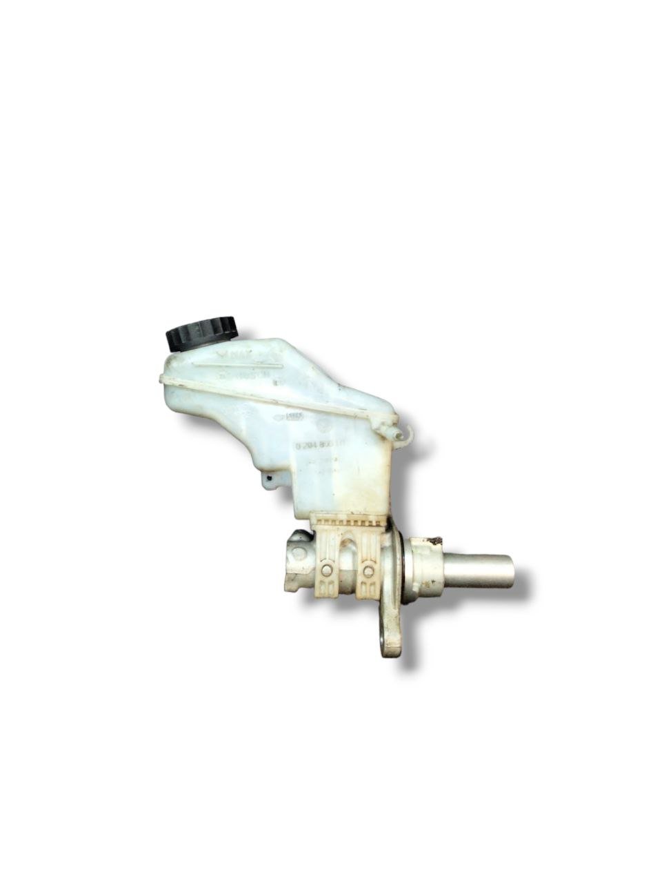 Pompa Freni + Vaschetta Opel Corsa E (2015&gt;) cod.0204800171 - F&amp;P CRASH SRLS - Ricambi Usati