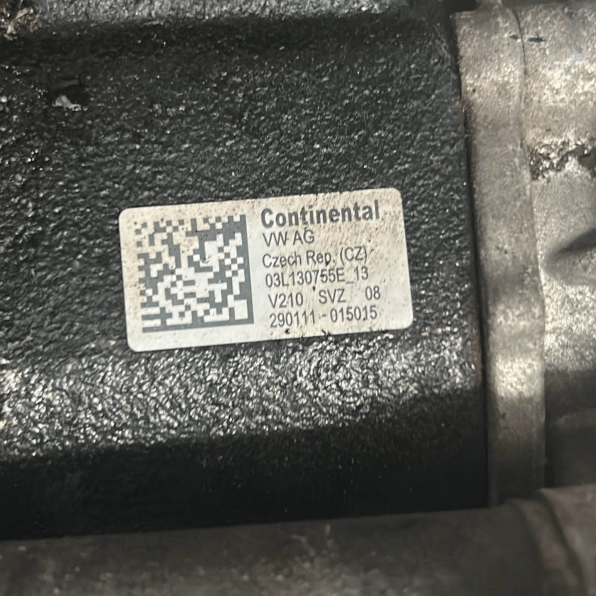 Pompa Iniezione / Gasolio Skoda Fabia II (5J) cod.03L130755E 1.6 Diesel (2007 > 2014) - F&P CRASH SRLS - Ricambi Usati