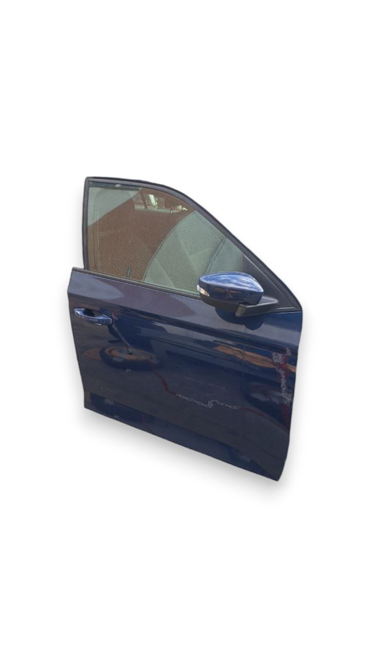 Porta anteriore destra blu Skoda Fabia (2014 - 2021) Sportello / Portiera - F&P CRASH SRLS - Ricambi Usati