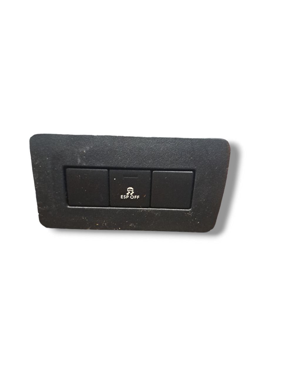Pulsante Interruttore ESP Citroen DS3 (2014) COD:96645105XT - F&amp;P CRASH SRLS - Ricambi Usati