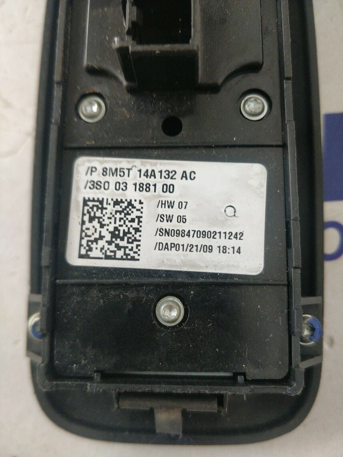 Pulsantiera Alzacristalli Anteriore Sinistro FORD Kuga ( Cbv ) 8M5T14A132AC - F&P CRASH SRLS - Ricambi Usati