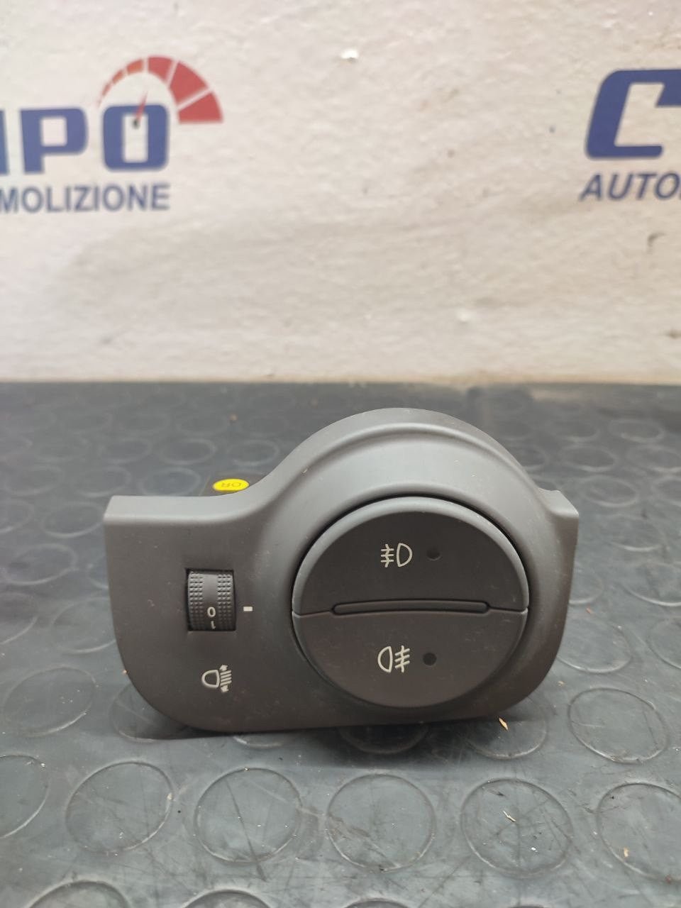 Pulsantiera Luci KIA RIO 1.4 (2005) benz cod: 201003199 - F&amp;P CRASH SRLS - Ricambi Usati