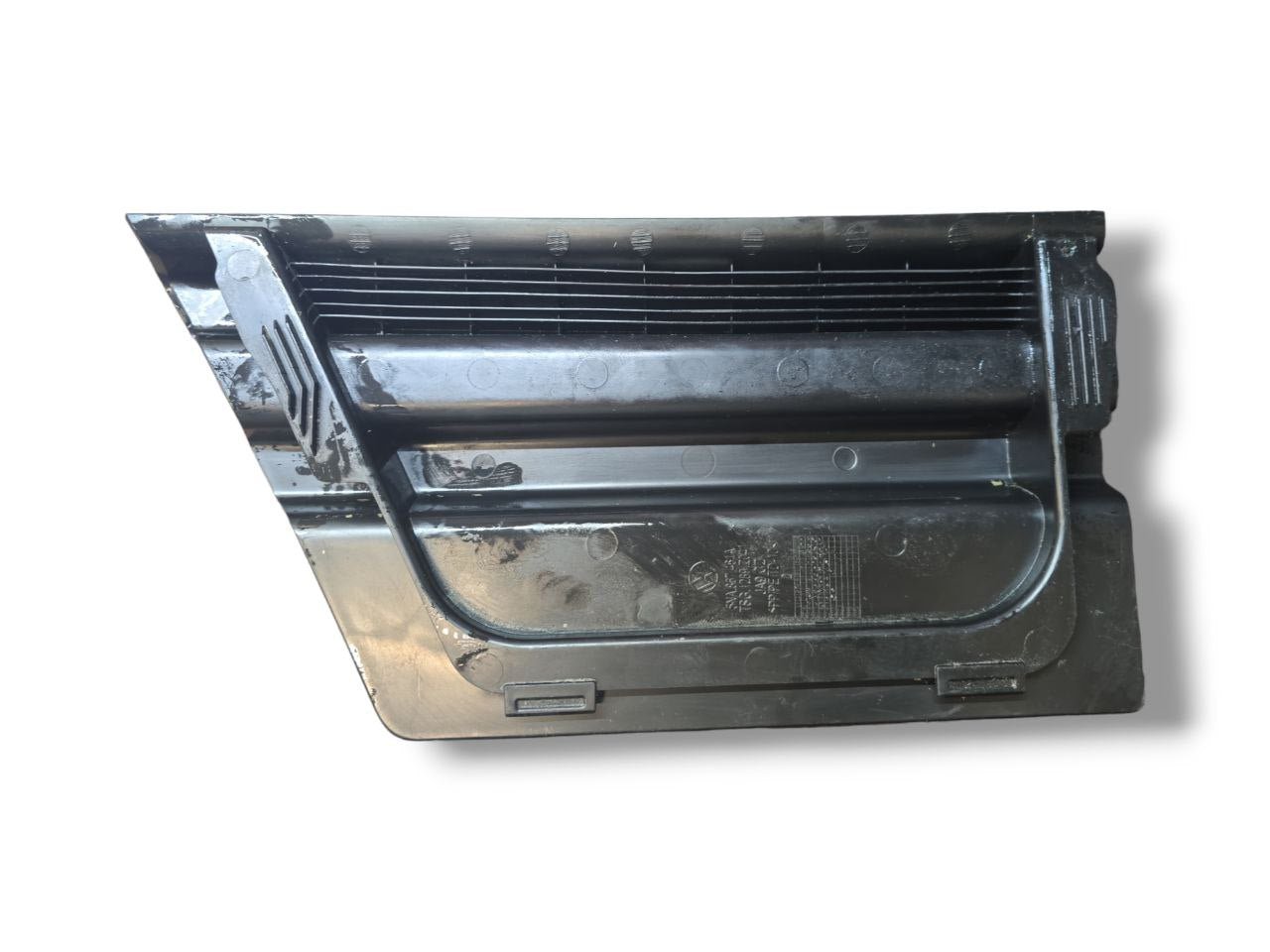 Rivestimento / Modanatura Cofano Volkswagen Tiguan ( 2012 - 2019 ) Cod : 5NA867461A - F&P CRASH SRLS - Ricambi Usati