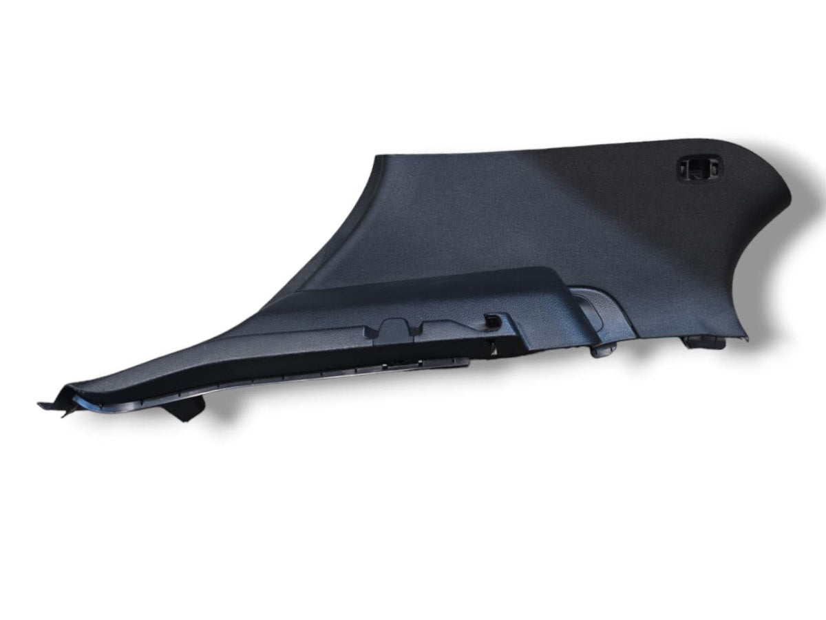 Rivestimento / Modanatura Interna Montante Sinistro Mercedes - Benz Classe A w176 ( 2012 - 2018 ) Cod : A1766902100 - F&amp;P CRASH SRLS - Ricambi Usati
