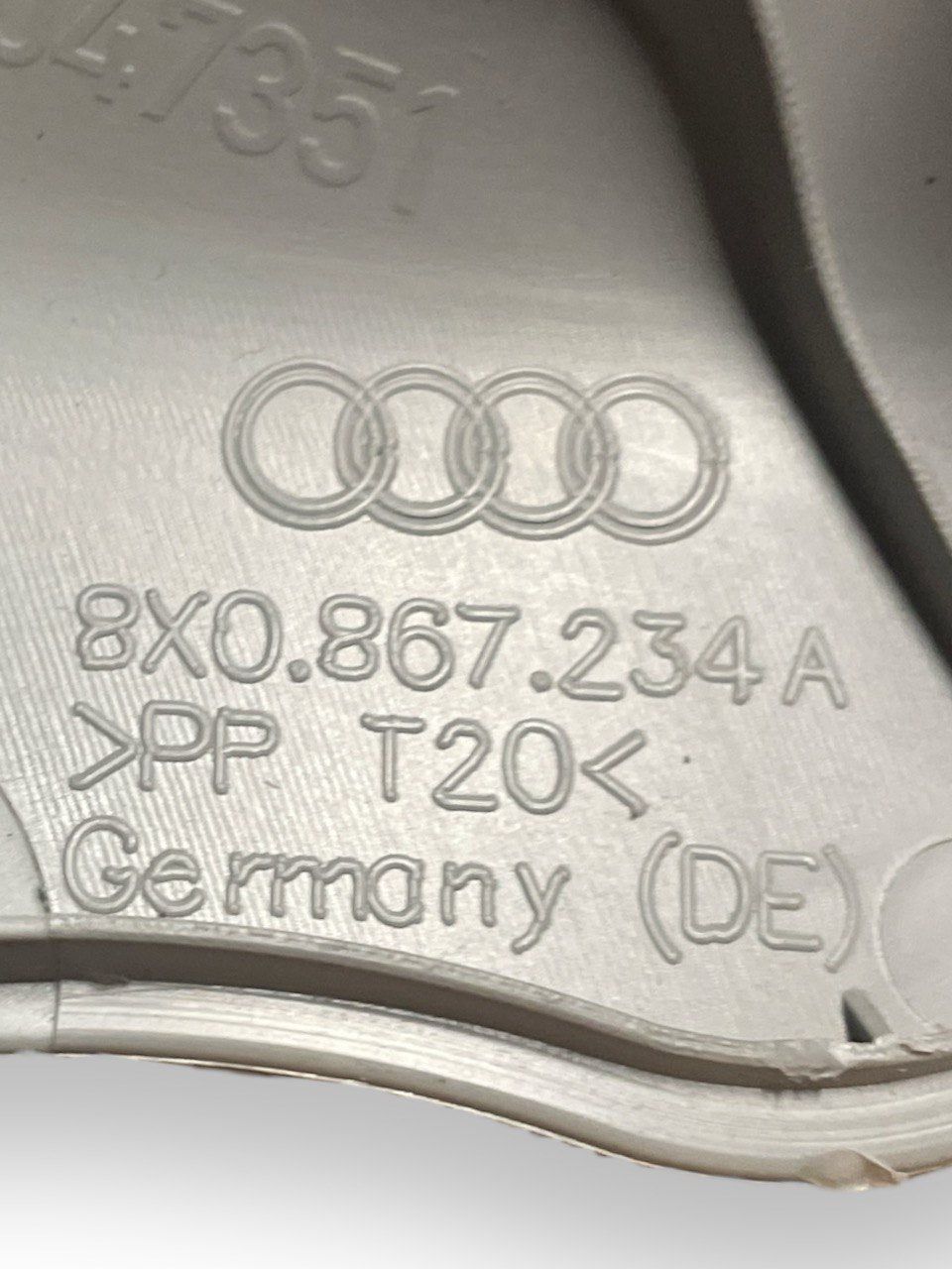 Rivestimento montante Anteriore Destro Audi A1 (8X) cod:8X0867234A (2010 - 2018) - F&P CRASH SRLS - Ricambi Usati