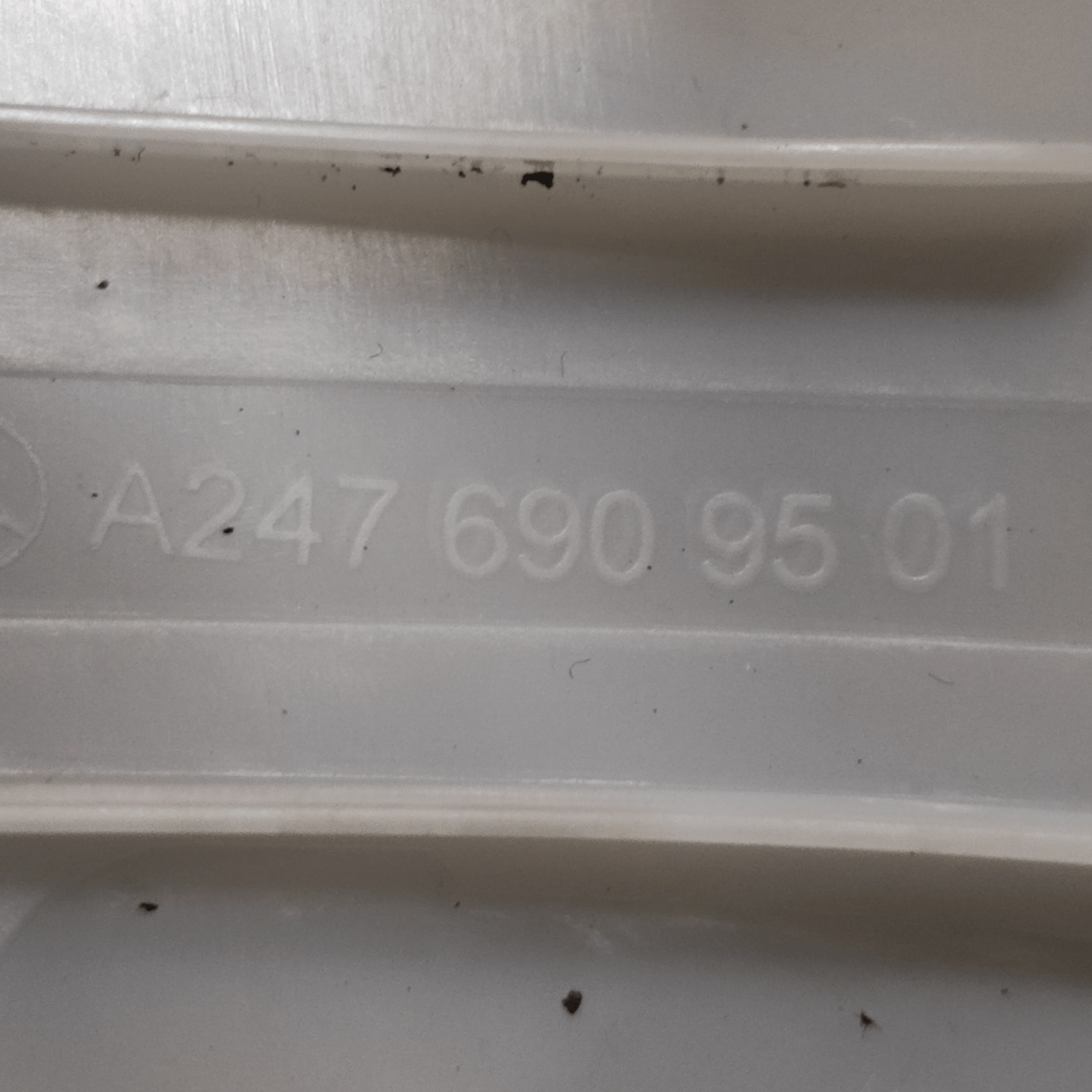 Rivestimento Montante Anteriore Sinistro Mercedes GLA H247 COD: A2476909501 (2020>) - F&P CRASH SRLS - Ricambi Usati