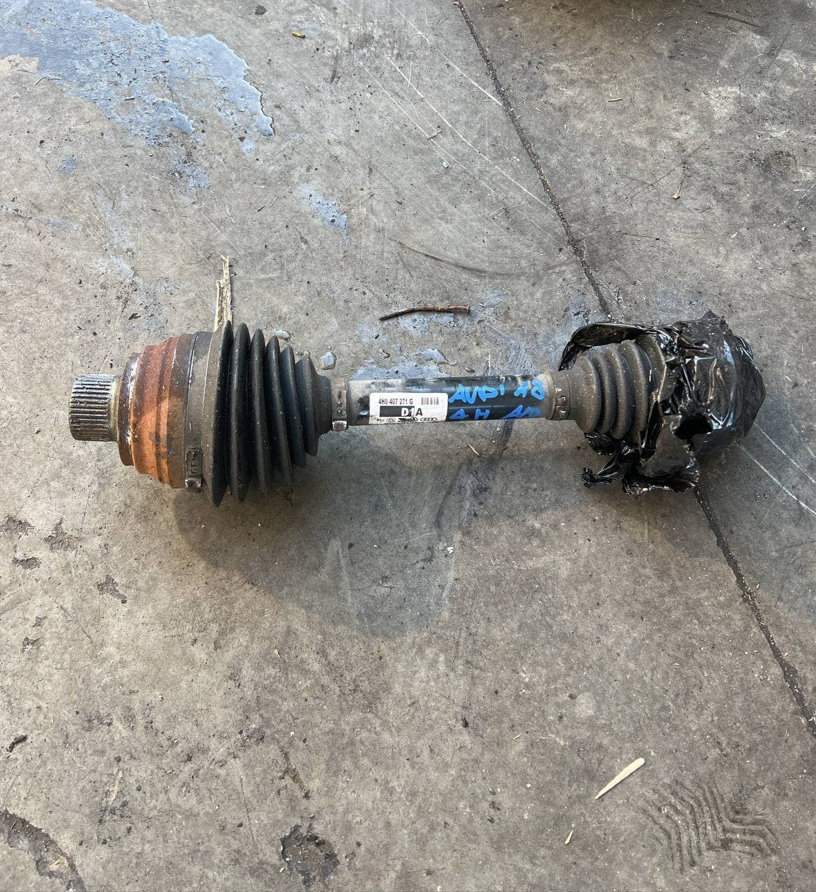 Semiasse anteriore destro Audi A8 4h cod 4h0407271g - F&amp;P CRASH SRLS - Ricambi Usati