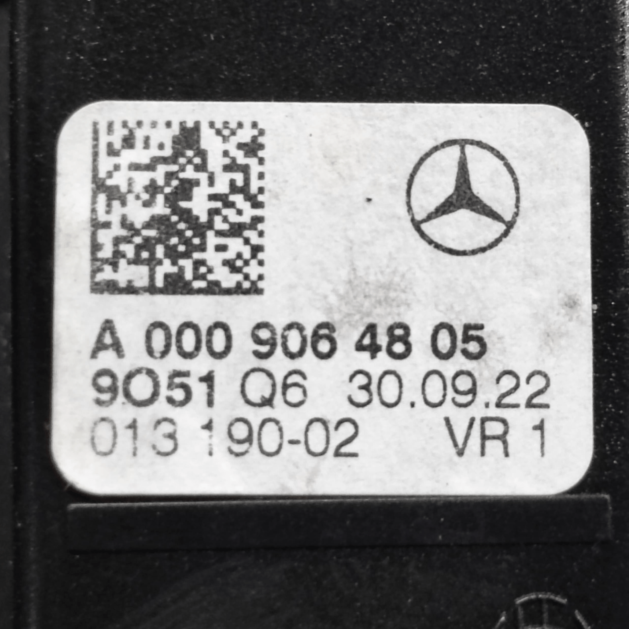 Set 4 Maniglie Interne Mercedes GLA H247 COD: A0009064805 (2020>) - F&P CRASH SRLS - Ricambi Usati