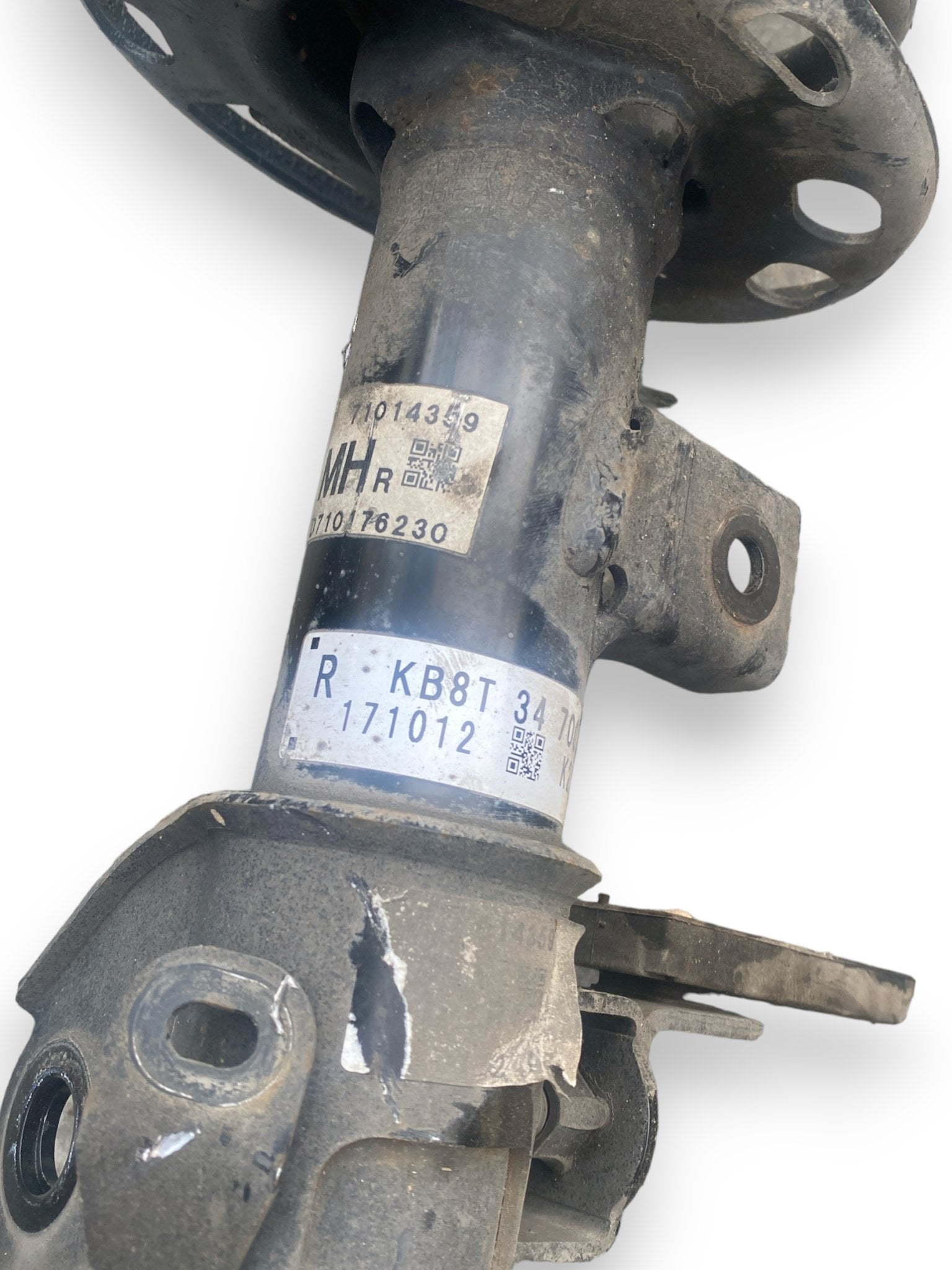 Sospensione ammortizzatore anteriore destra dx Mazda Cx - 5 (2.2 - 2018) cod:kb8t34700 - F&P CRASH SRLS - Ricambi Usati