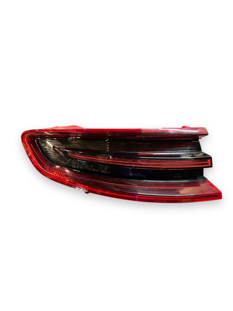 Stop / Fanale posteriore esterno sinistro led Porsche Macan (2013&gt;) cod.95B945095D - F&amp;P CRASH SRLS - Ricambi Usati