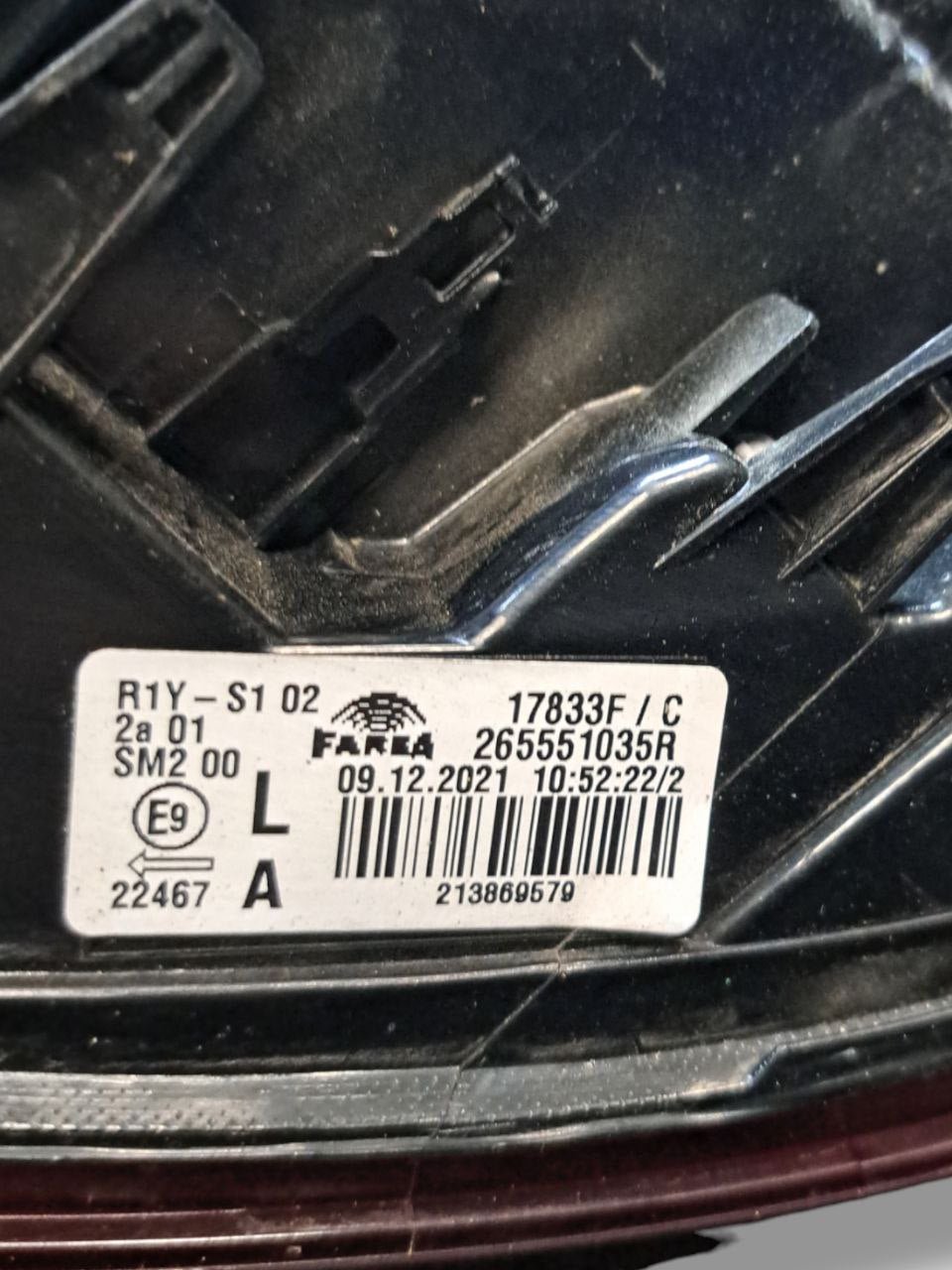 Stop / Fanale Posteriore esterno sinistro sx Led Renault Clio V ( 2019 >) COD:265551035R - F&P CRASH SRLS - Ricambi Usati