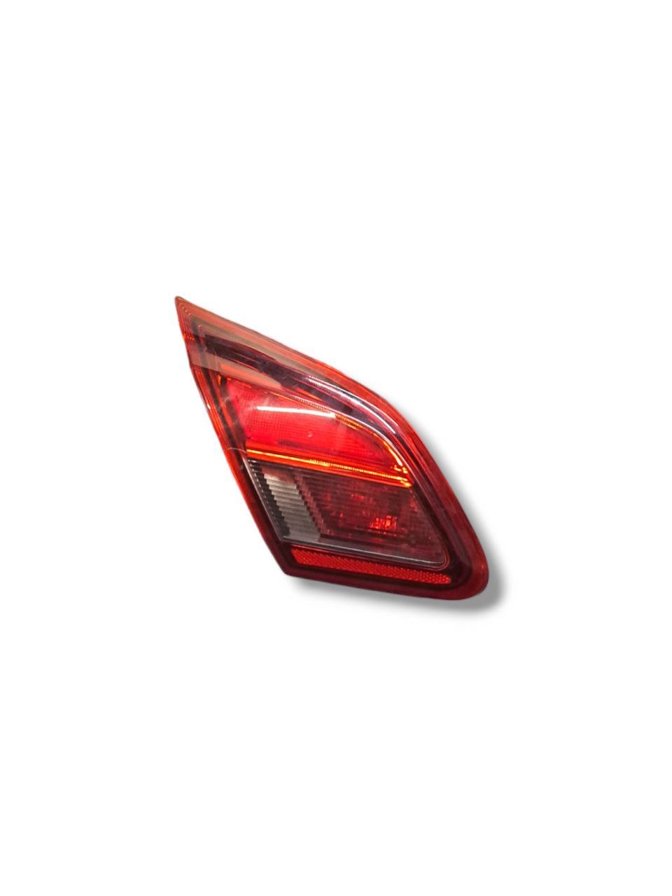Stop Fanale Posteriore interno sinistro sx alogeno Opel Corsa E 5 porte (2015&gt;) COD:3901 - 2623 - F&amp;P CRASH SRLS - Ricambi Usati