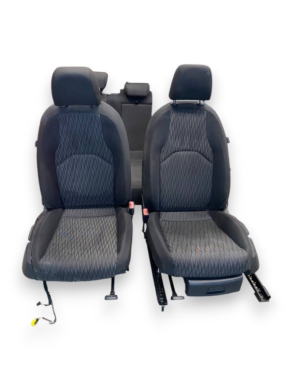Tappezzeria / Sedili Completa Nera e Grigia con Pannelli Seat Leon SW (2016) - F&amp;P CRASH SRLS - Ricambi Usati