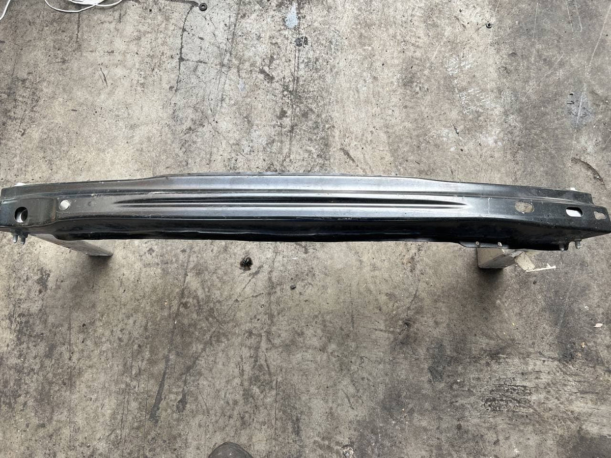 Traversa paraurti posteriore Audi A4 b8 cod 8k0807332a - F&amp;P CRASH SRLS - Ricambi Usati