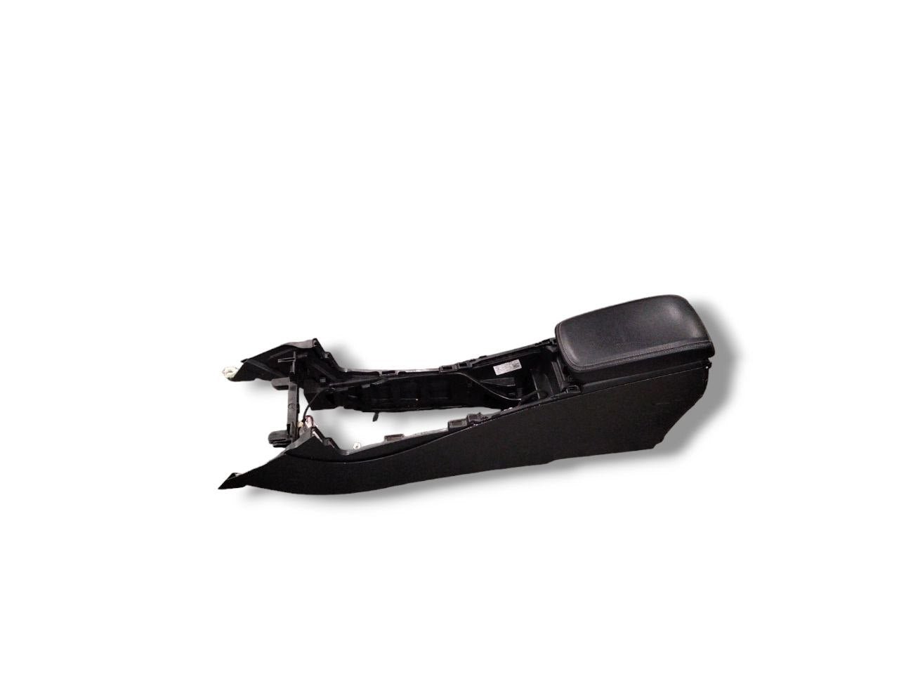 Tunnel Centrale + Bracciolo Mercedes - Benz Classe A w176 ( 2012 - 2018 ) cod.A1766800900 - F&P CRASH SRLS - Ricambi Usati